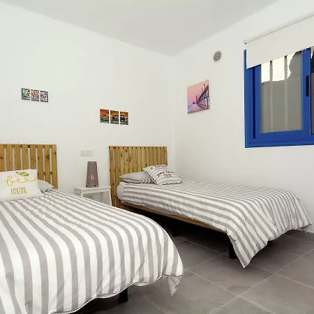Apartment Comfortable In Puerto Del Carmen With Swimming Pool *