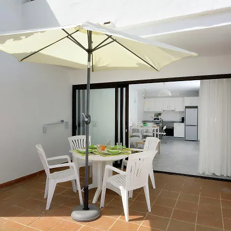 Comfortable In Puerto Del Carmen With Swimming Pool
