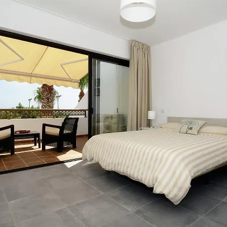 Comfortable In Puerto Del Carmen With Swimming Pool Пуэрто дель Кармен