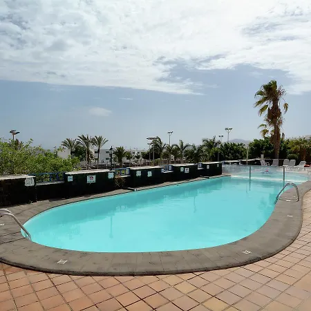 Comfortable In Puerto Del Carmen With Swimming Pool شقة