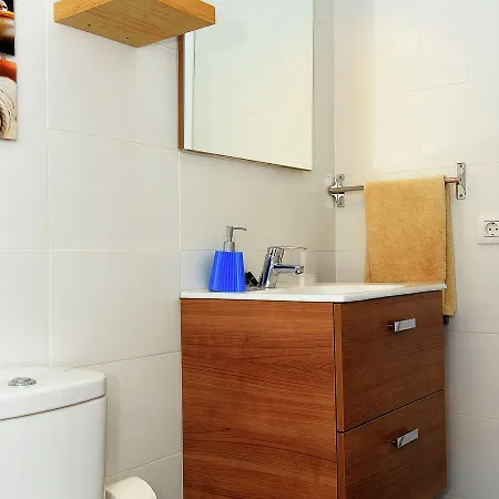 Comfortable In Puerto Del Carmen With Swimming Pool Апартаменты *